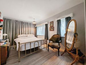 Photo 3- click for photo gallery